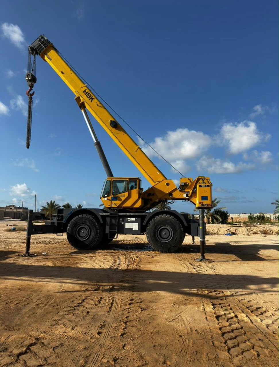Location grue télescopique pour montage industriel Marrakech Agadir Fès - SM Grue